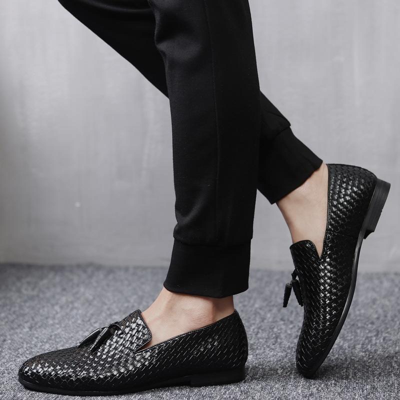 Men’s Leather Slip On Loafers with Woven Texture and Tassel Detail
