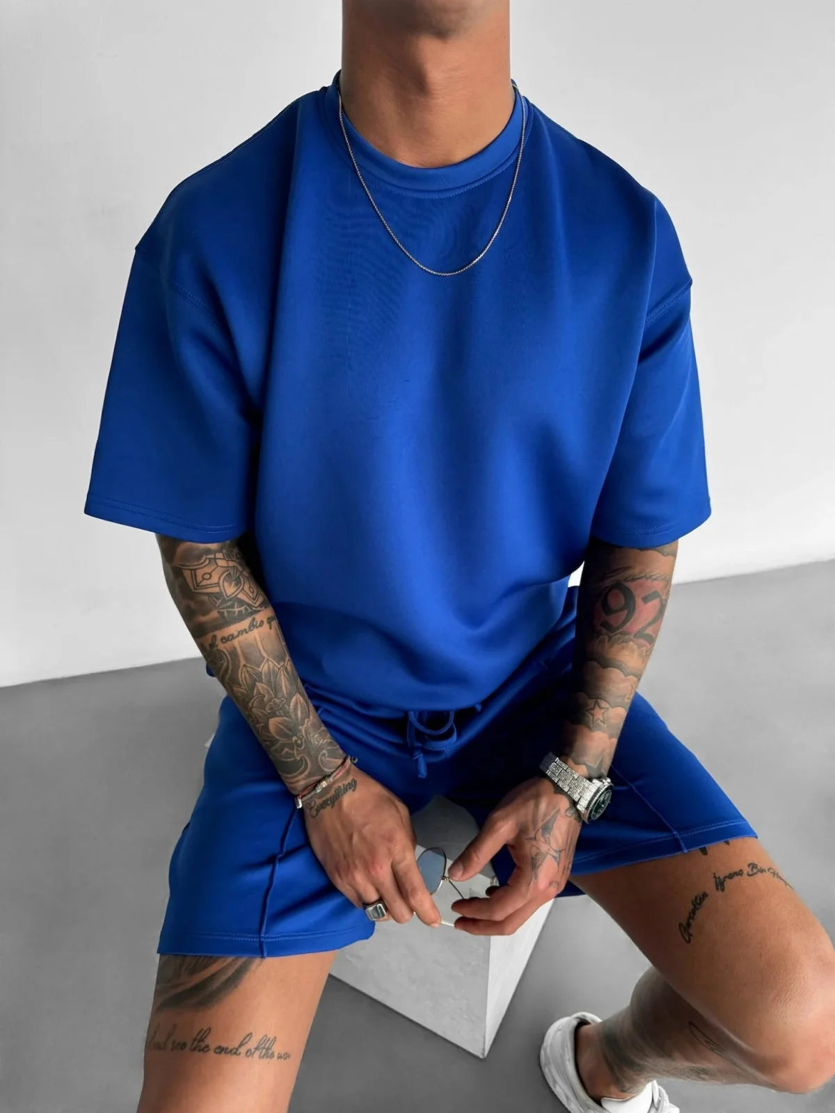 Men's Oversized Short Sleeve Set - Drawstring Shorts - Crew Neck