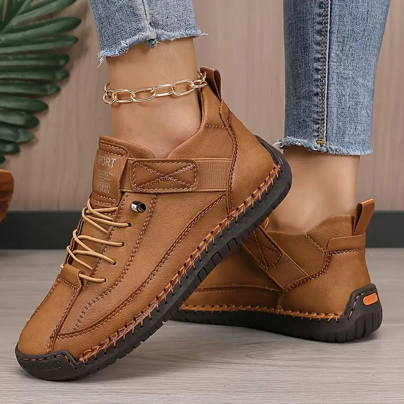 Men's Casual Shoes - Lace-Up - Contrast Stitch - Elastic Side Panel - Padded Collar