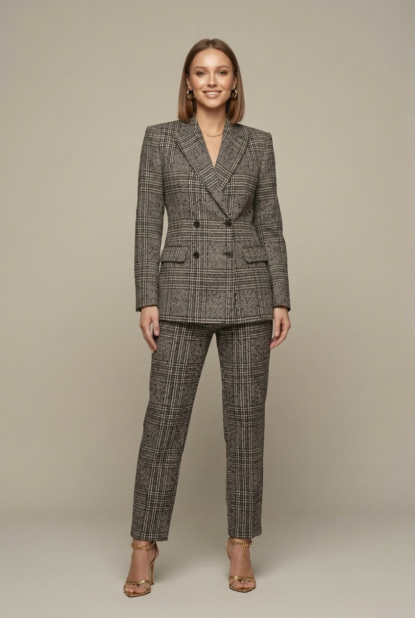 Women's Plaid Pant Suit - Double Breasted Blazer Set