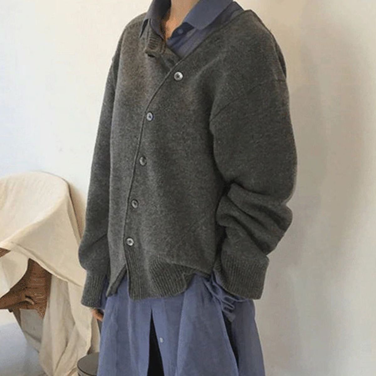 Women's Knit Cardigan - V-Neck - Button Front - Oversized - Ribbed Cuff and Hem