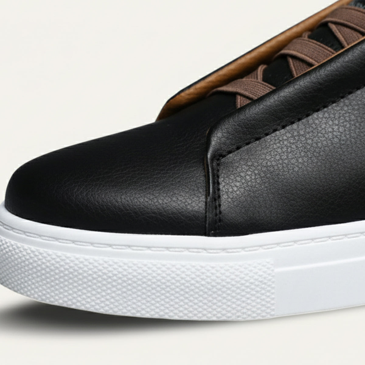Men's Slip-On Low-Top Sneakers with Elastic Panels