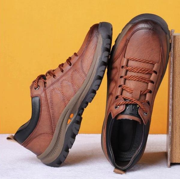 Men's Leather Lace-Up Sneakers - Athletic Sole